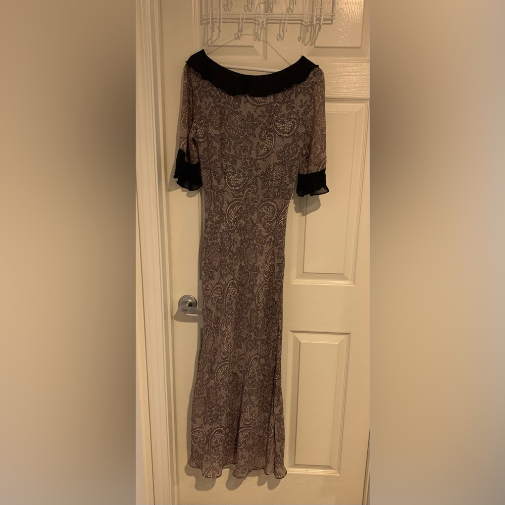 Temptations Elegant Black and Brown Paisley Maxi Dress - Picture 2 of 6
